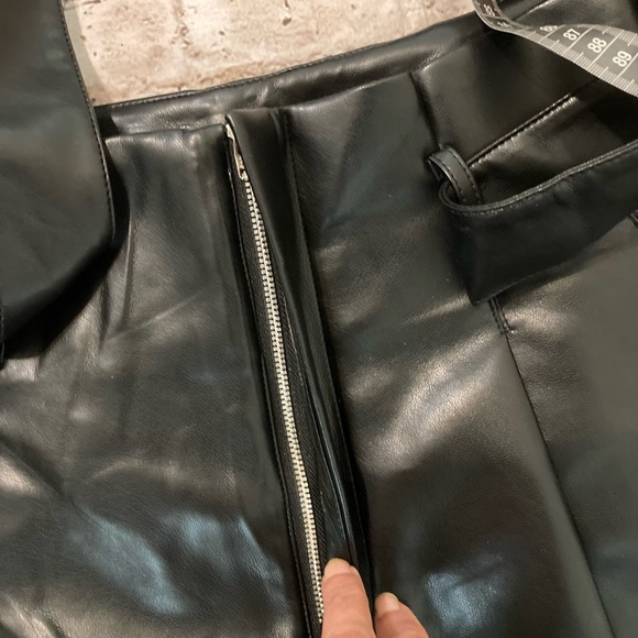 NWT ,fashion original design black faux leather shorts high waisted size … - Picture 11 of 16
